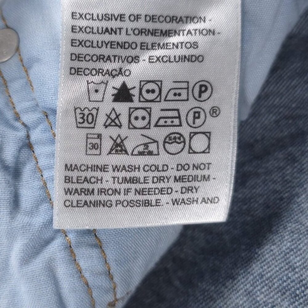 Levi’s 501 Button Fly Jeans Crop Semi Distressed 36200-0184 Size W31 L26 - Picture 13 of 13